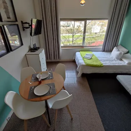 Theorynomad Al Apartment Porto