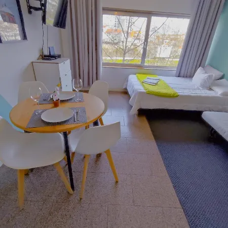 Theorynomad Al Apartment